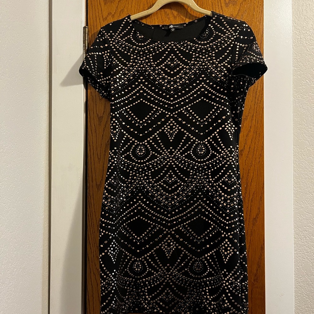 Black and  metallic Patterned Dress